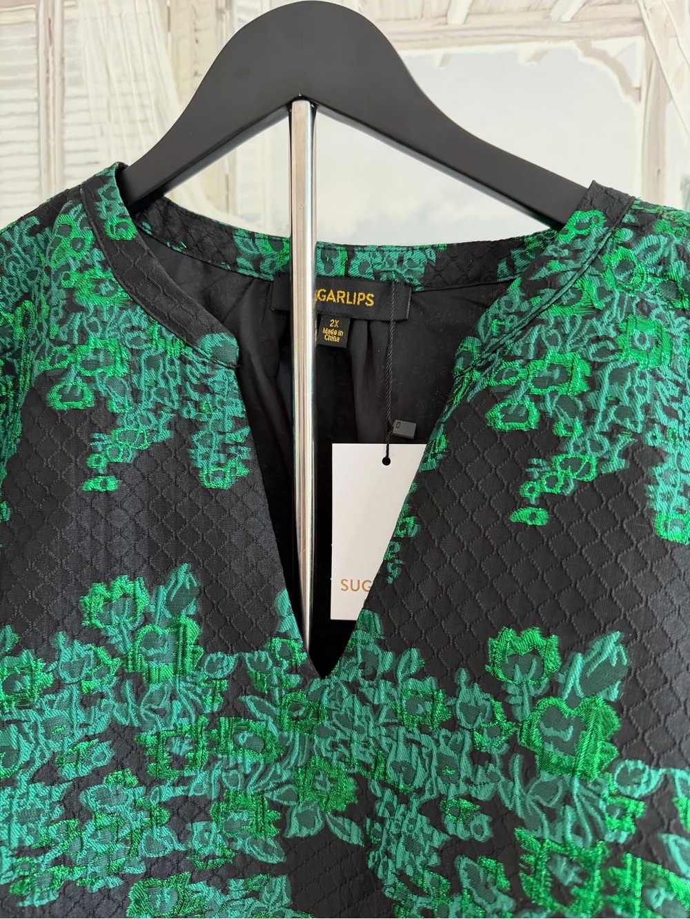 Sugarlips Elyna Jacquard Travia Split Neck top - Picture 3 of 8